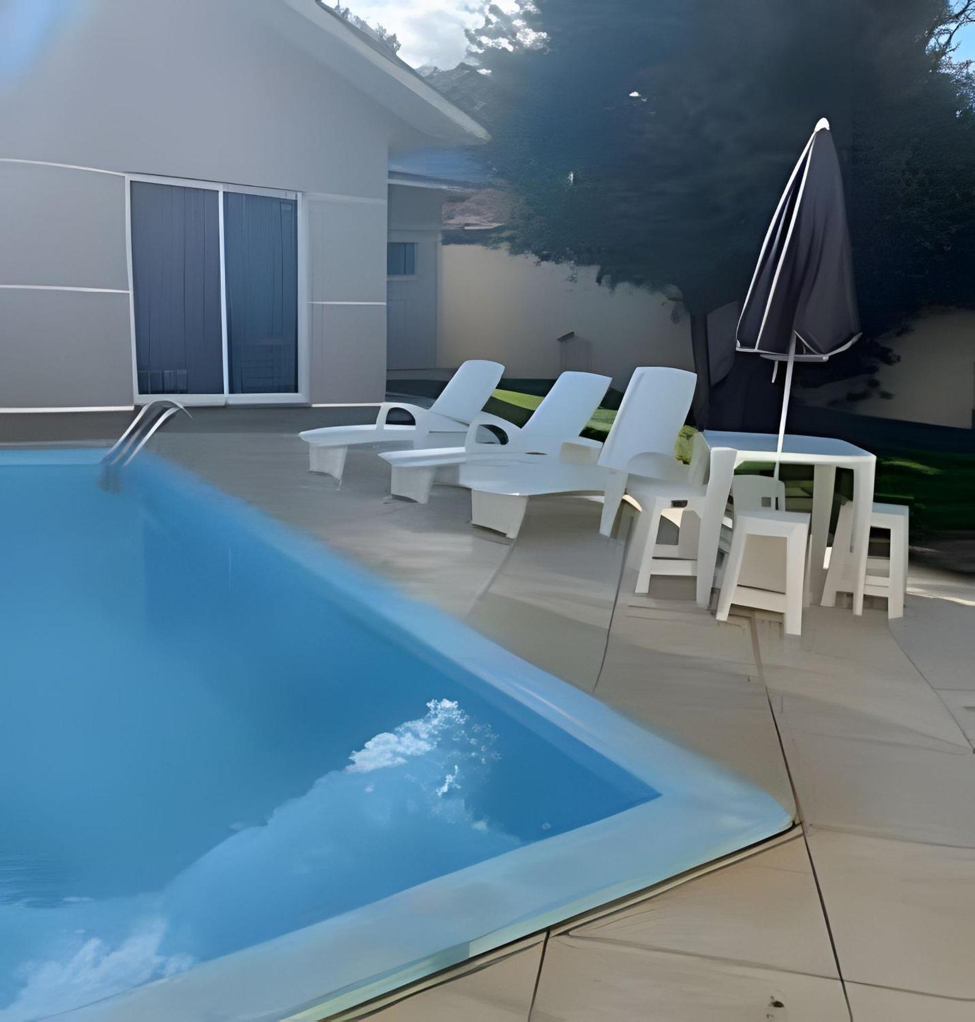 Sobrado Com 5 Suite 1 Quarto Piscina Churraqueira Ar Ate 20 Hospede Foz do Iguaçu Exterior foto